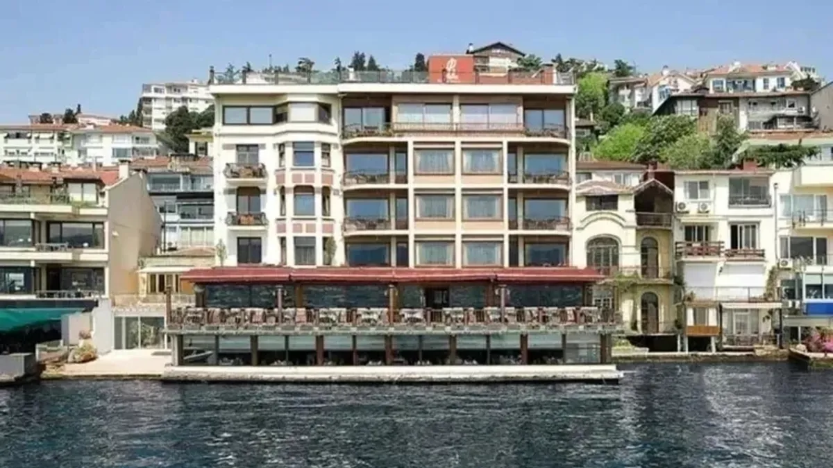 Uyuşturucu ve fuhuş operasyonu Bebek'i vurdu! Esnaf eski günlerini arıyor...