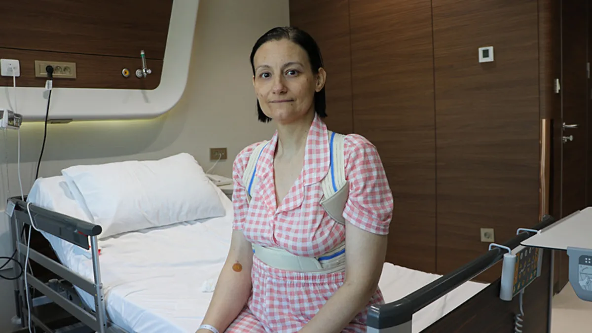 Okul çantası skolyoz etti! 3 ameliyat geçirdi