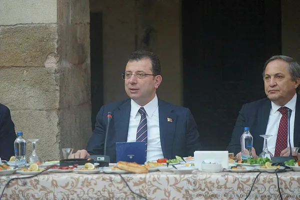 Ekrem İmamoğlu seçim öncesi son hamlesini yaptı: Anadolu turuna çıktı! Kastamonu ziyaretinde çalan şarkı adaylık ilanı mı? - 3
