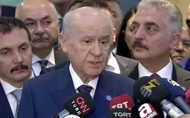MHP lideri Bahçeli'den "100 bin imza" çıkışı!