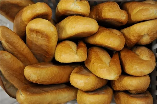 Ekrem İmamoğlu ekmekler nerede? 250 gramlık ekmek için 1 saat 19 dakikalık eziyet! Vatandaşın tepkisi dinmiyor