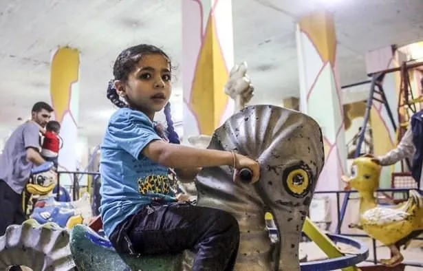 Suriyeli çocuklara yeraltı parkı