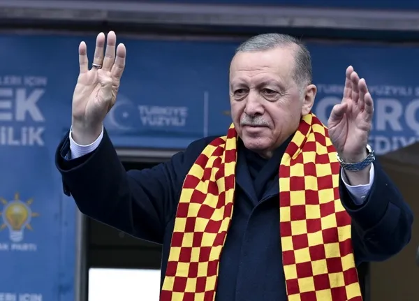 Başkan Recep Tayyip Erdoğan Kayseri’de duyurdu! Emeklilere promosyon müjdesi