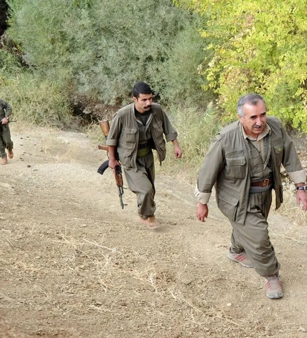 teror-elebasi-karayilandan-chp-demin-kirli-ittifakina-acik-destek-umarim-iyi-sonuc-alacaklar-ramazan-ayini-da-1710524973621.jpeg Terör elebaşı Karayılan'dan CHP'ye alçak talimat: "Kayyumların kaldırılmasına ön ayak olun" | Kirli ittifaka tam destek: Umarım iyi sonuç alacaklar