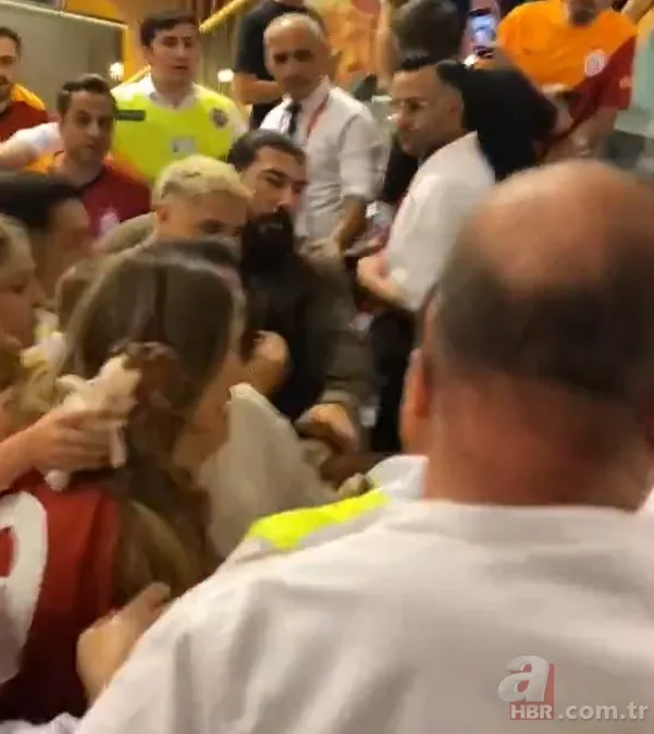 Mauro Icardi'nin görüntüsü olay oldu! Taraftara kafa mı attı? 7