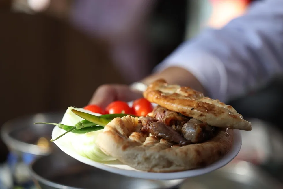 4-konya-gastrofest-basladi-konyanin-asirlik-lezzetleri-gorucuye-cikti-1788461916650.jpg (Fotoğraf: Konya Büyükşehir Belediyesi)