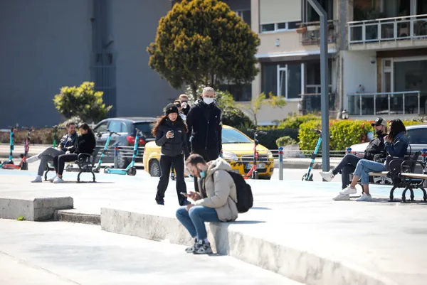 1618376869362.jpg Sokağa çıkma kısıtlamasından muaf yerler ve kişiler belli oldu