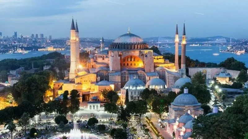 ayasofya cami ibadete acildi mi