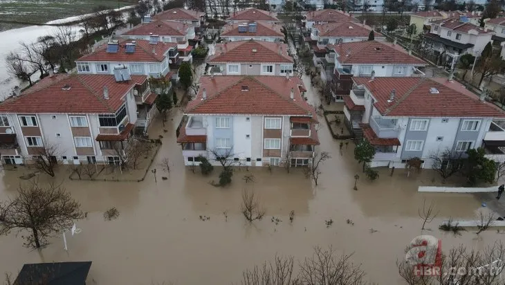 Edirne’deki sağanak yağış sonrası evler su altında kaldı! Enez’de yardım çığlıkları yükseldi