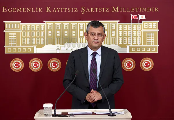 millet-ittifakinda-buyuk-catlak-chpden-hdpli-pervin-buldanin-ifadelerine-muglak-cevap-1626553260000.jpg Millet İttifakı'nda büyük çatlak! CHP'den HDP'li Pervin Buldan'ın ittifak restine muğlak cevap - 3