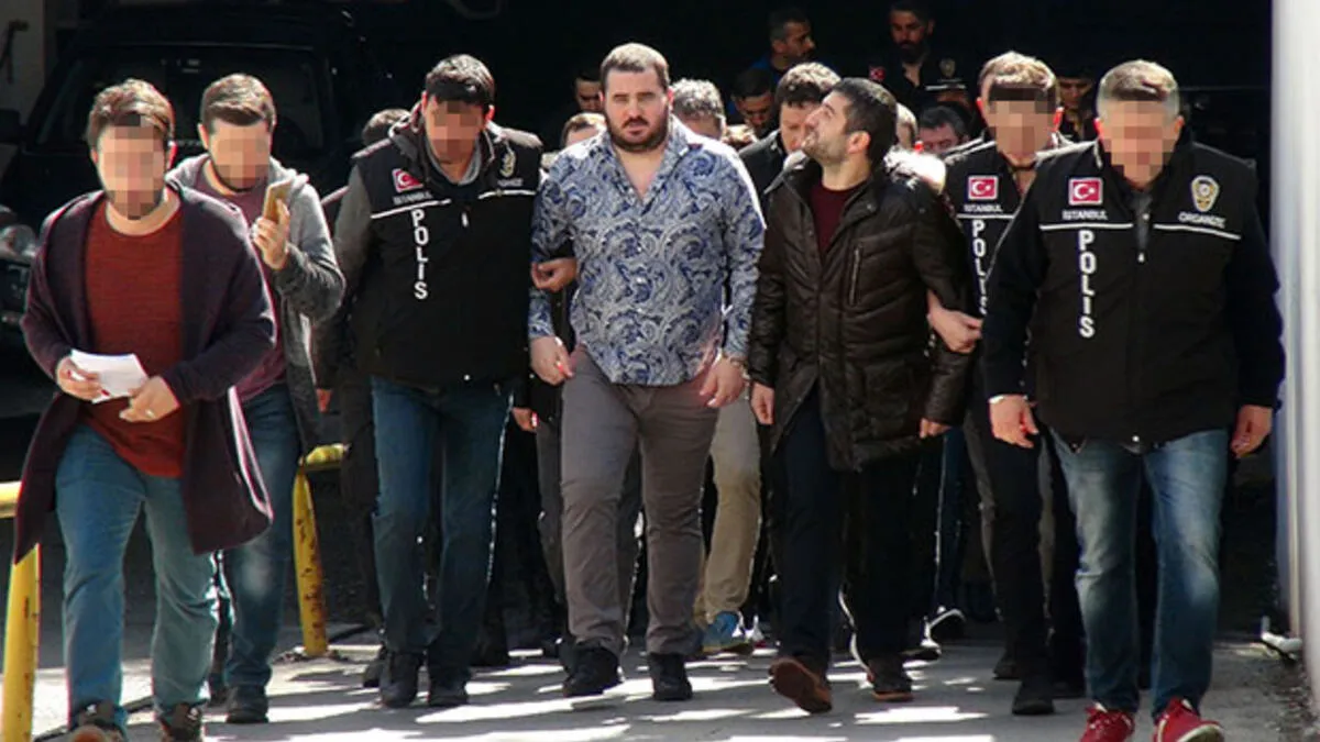 Adli kontrolle serbest kalan mafya babasının ıslak imzası taklit edilmiş