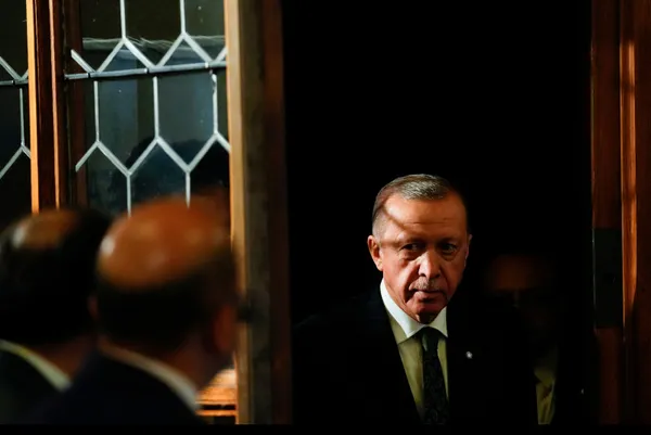 Son dakika: Başkan Erdoğan Çekya dönüşü uçakta gazetecilerin sorularını yanıtladı | Kılıçdaroğlu’na başörtüsü tepkisi: Siyaset fukarası