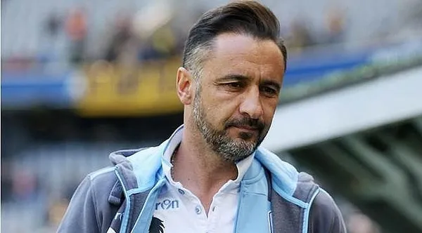 fenerbahcenin-yeni-teknik-direktoru-belli-oldu-vitor-pereira-fenerbahcede-1625243378273.jpg Fenerbahçe'nin yeni teknik direktörü belli oldu! Vitor Pereira Fenerbahçe'de! - 8