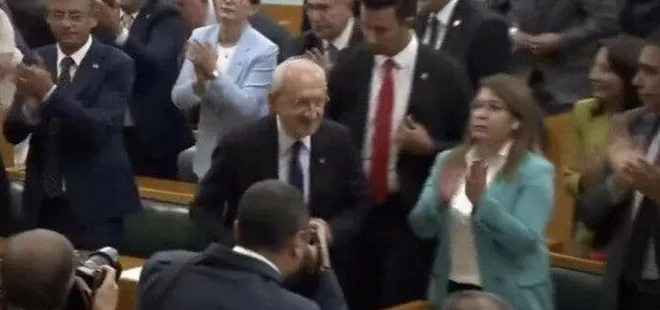 Özgür Özel saf mı değiştirdi? Arkasından iş çevirdiği Kemal Kılıçdaroğlu’nu ayakta alkışladı