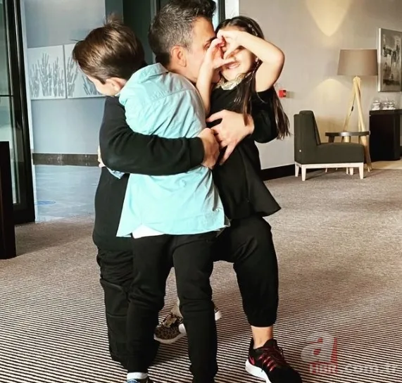 Yeşilçam’ın sevilen yüzü Emrah’ın çocukları ilgi odağı oldu! Emrah Erdoğan herkesten sır gibi saklıyordu, oğluyla benzerliğini gören şaştı kaldı 15