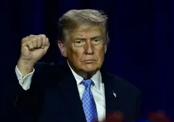ABD lideri Trump: İran tamamen çöküyor