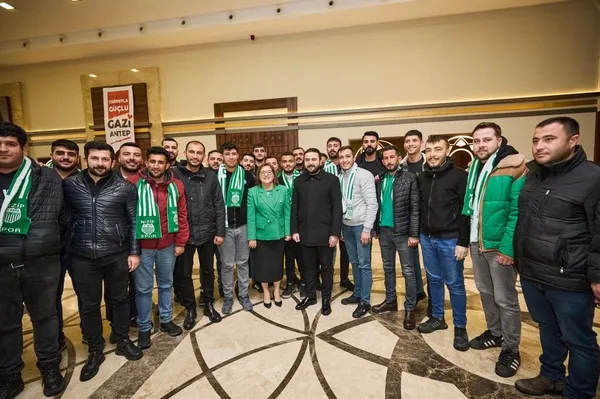baskan-sahin-2024-2029-vizyon-toplantisinda-secim-beyannamesini-acikladi-1708103124581.jpg Başkan Şahin 2024-2029 Vizyon Toplantısı'nda seçim beyannamesini açıkladı - 3