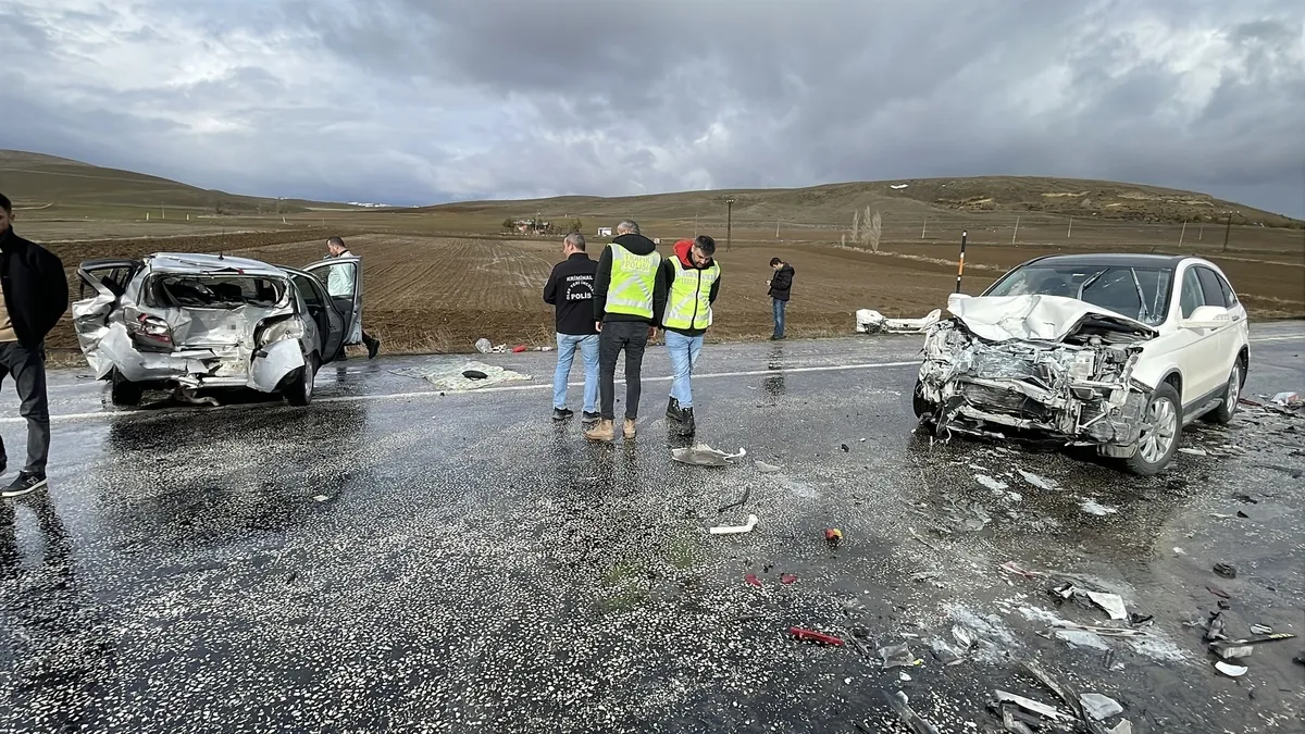 Sivas'ta bayram tatili dönüşü feci kaza: 1 ölü