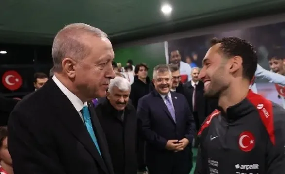 bizim-cocuklar-sov-yapti-gurcistani-sahada-sildi-supurdu-1760478673837.jpg FOTO: AA