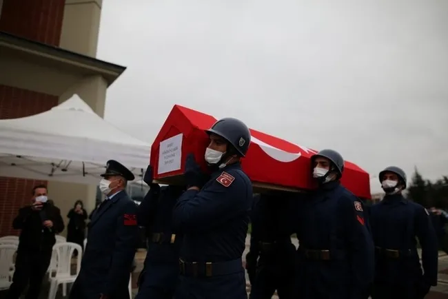 Afrin’deki saldırının perde arkası! Silah arkadaşlarını kurtarmak için şehit oldu - 2