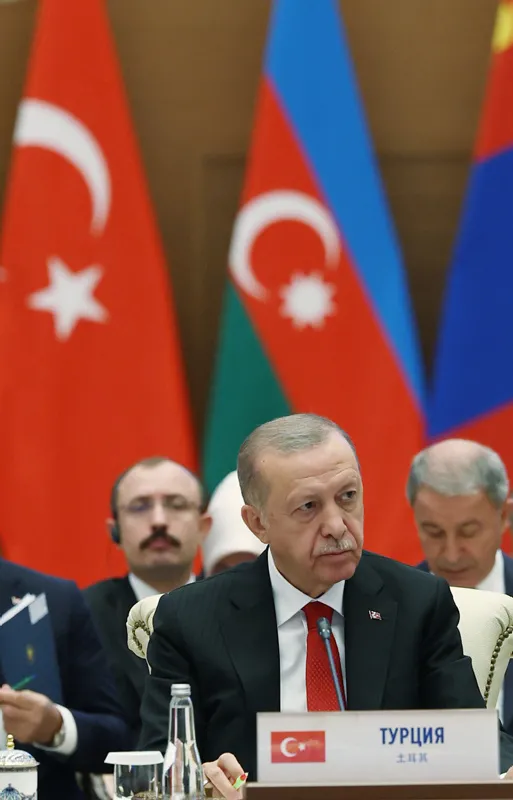 Son dakika: Başkan Erdoğan Özbekistan ziyareti sonrası gazetecilerin sorularını yanıtladı: Hedefimiz Şangay İşbirliği Örgütü Üyeliği