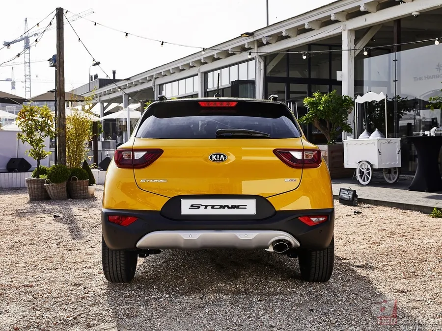 Kia Stonic Türkiye'de satışta! İşte 2018 Kia Stonic'in fiyatı ve donanmım özellikleri... 8