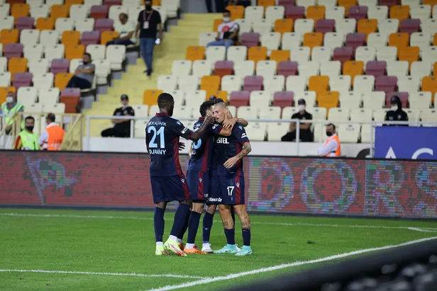 Trabzonspor Roma maçı ne zaman, saat kaçta? 2021 UEFA Konferans Ligi TS Roma maçı hangi kanalda, şifreli mi? - 2