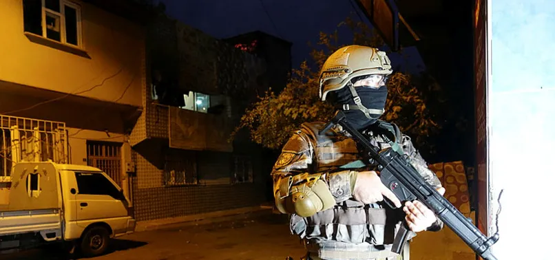 İstanbul'da uyuşturucu satıcılarına şafak operasyonu