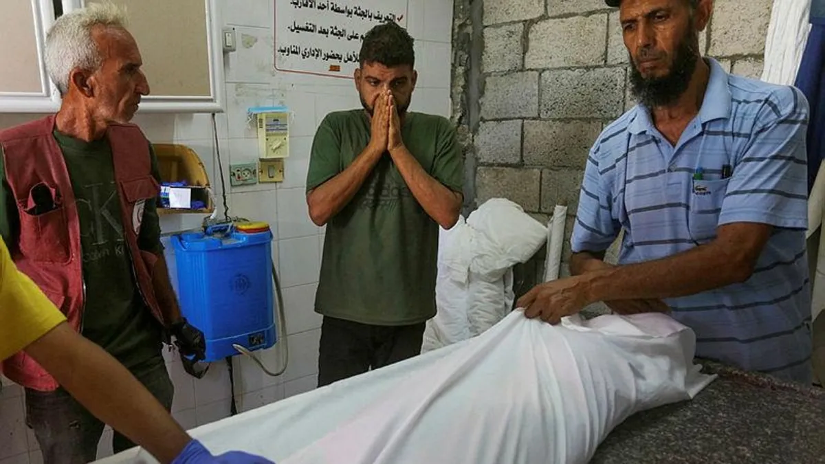 İsrail Gazze'de bir okulu daha vurdu! Ölü ve yaralılar var