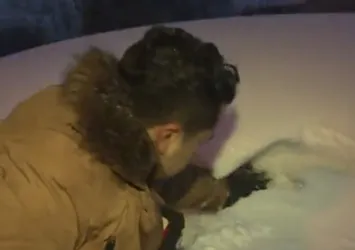 Araçlar kar örtüsünden çıkamadı