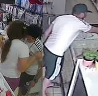 Son dakika: İstanbul Esenlerde mağazada genç kıza taciz girişimi! O anlar kamerada