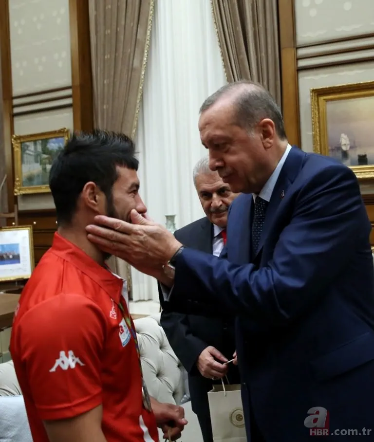 Erdoğan, Rio 2016 Olimpiyat Oyunlarında madalya kazanan Türk sporcuları kabul etti 17