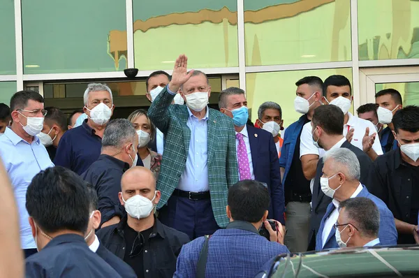 Son dakika: Başkan Erdoğan’dan Marmaris’te flaş açıklamalar | Yangın felaketinden etkilenenlere 50.000 TL destek sağlanacak