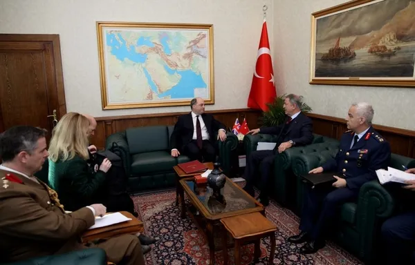 Son dakika: Bakan Hulusi Akar, İngiliz mevkidaşı Ben Wallace ile görüştü - 1