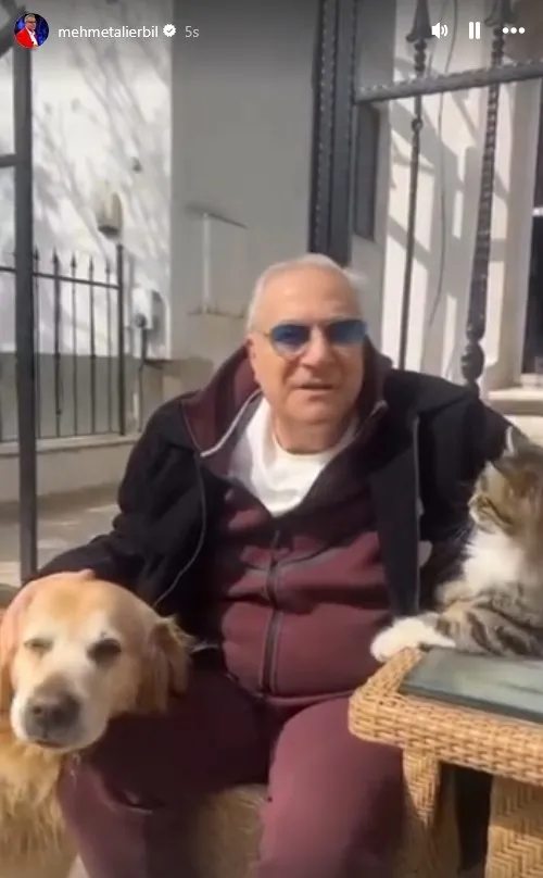 mehmet-ali-erbilden-bayram-mesaji-guzellerim-diyerek-paylasti-1743341943355.jpg Kaynak: Instagram