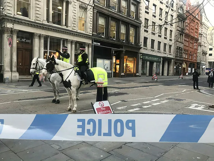 Londra’daki bıçaklı saldırganın kimliği ortaya çıktı