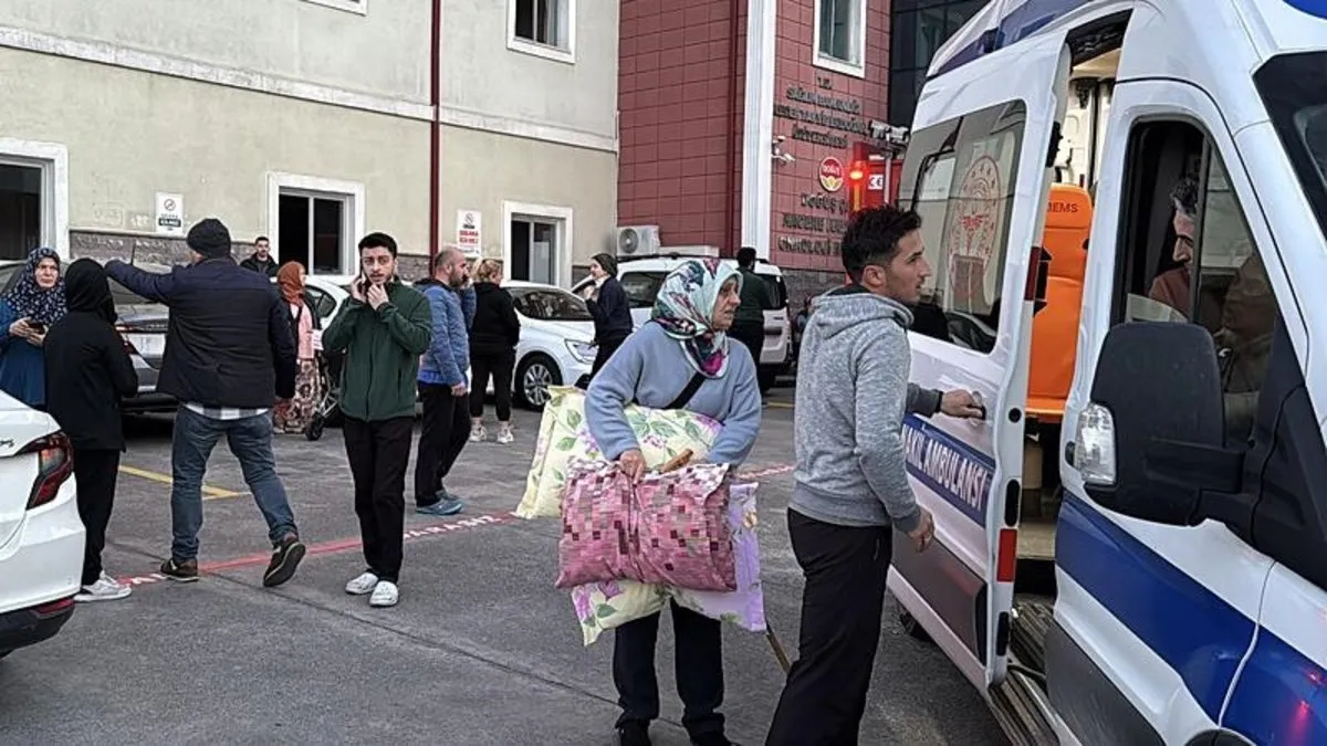 Rize'de onkoloji merkezinde yangın paniğİ!