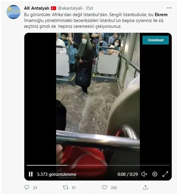 İstanbul'da aşırı yağışlar hayatı felç etti! İETT aracında akılalmaz görüntüler! Sefer iptal haberleri gelmeye başladı - 6