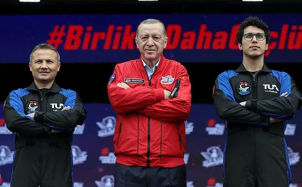 Türkiye'nin ilk uzay yolcuları Alper Gezeravcı ve Tuva Cihangir Atasever oldu! 36 bin kişi arasından seçildiler - 1