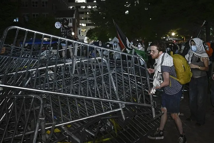 ABD’de Gazze eylemine polis müdahalesi! Öğrencilere ters kelepçe ve plastik mermi! Tutuklananların sayısı 2 binin üzerine çıktı