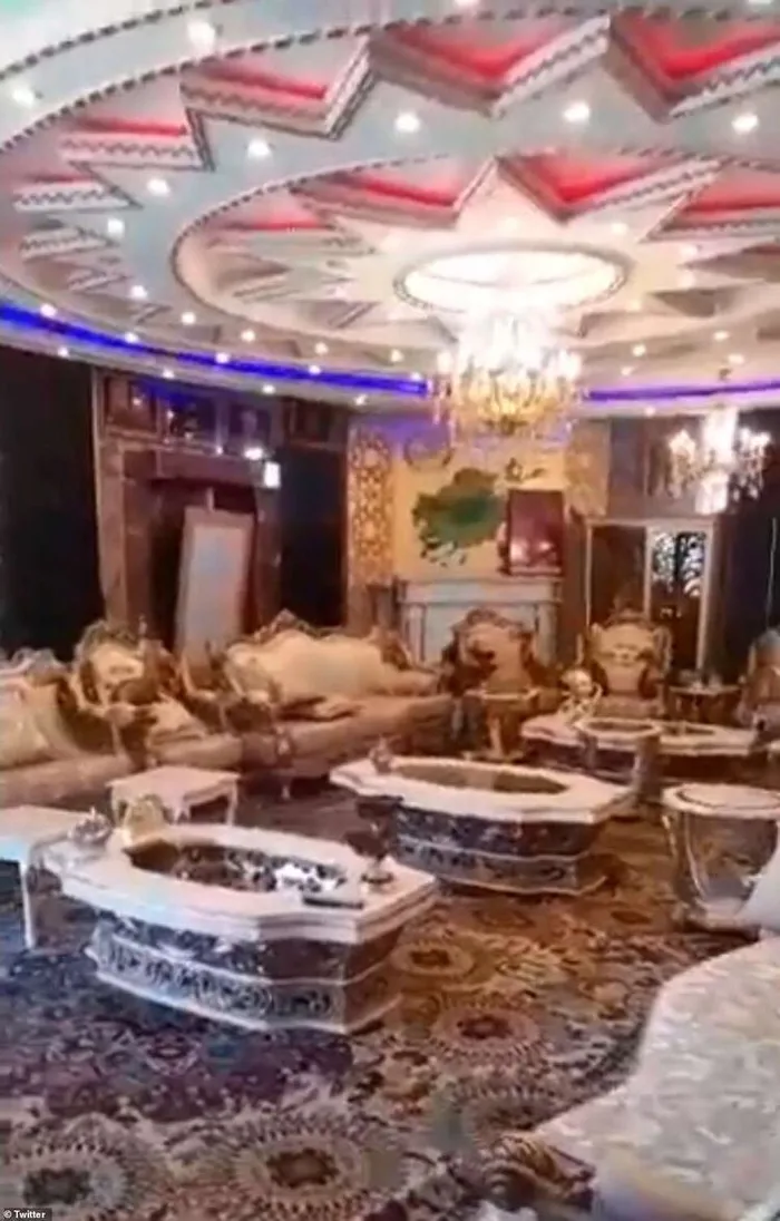 Son dakika: Taliban Afganistan’ın başkenti Kabil’e girdi! Afganistan Cumhurbaşkanı Gani ülkeyi terk etti