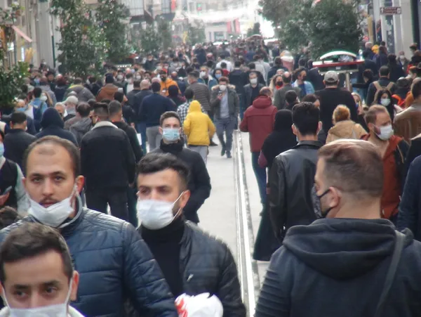 Son dakika: İstiklal Caddesi’ne koronavirüs düzenlemesi: Kişi sınırlaması getirildi