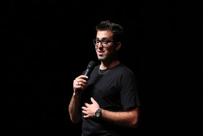 Komedyen Doğu Demirkol’dan takdir edilecek hareket! Filistin’e bağışlayacak...