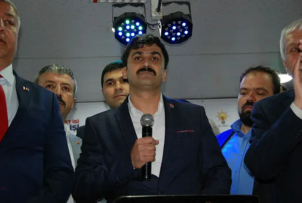 Bahçeli talimatı verdi! Adaylıktan çekildi