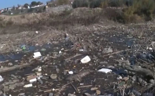Büyük Menderes Nehri çöplüğe döndü! Bakanlık harekete geçti