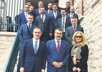 Müge Anlı ve Dostları Güzel Sanatlar Lisesi açılıyor! Bir rekora daha imza atıldı