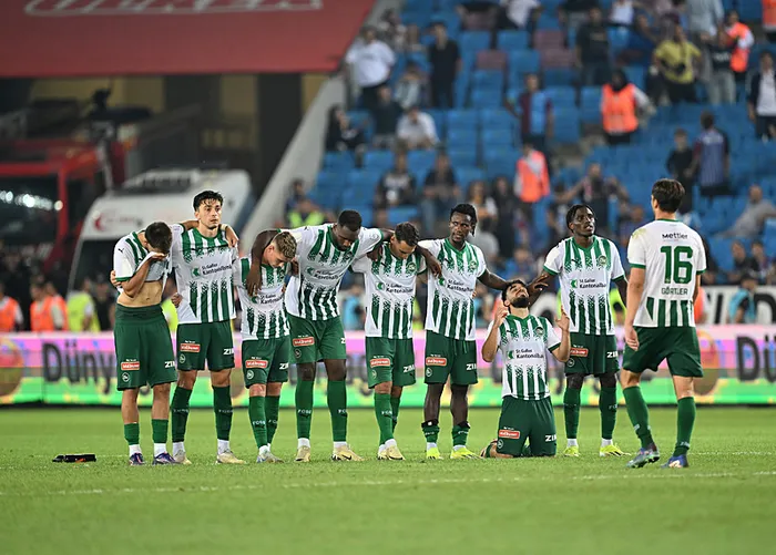 Konferans Ligi’ne veda: Trabzonspor penaltılarda St. Gallen’e kaybetti!