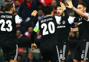 Beşiktaş'ın ilk 11'i belli oldu!