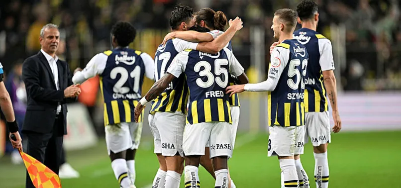 Kanarya tekrardan zirveye oturdu! Fenerbahçe 4-1 Sivasspor (MAÇ SONUCU)