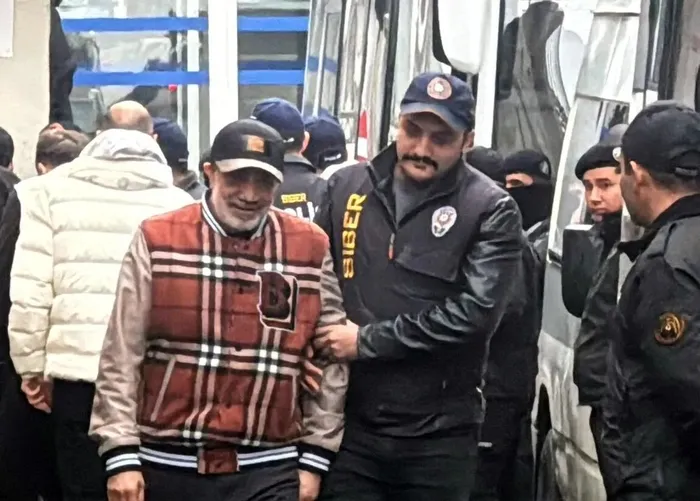 Türk futbolunda bahis–şike depremi: Skandal mesaja A Haber ulaştı: Sen karşılıklı gol oyna ben yerim